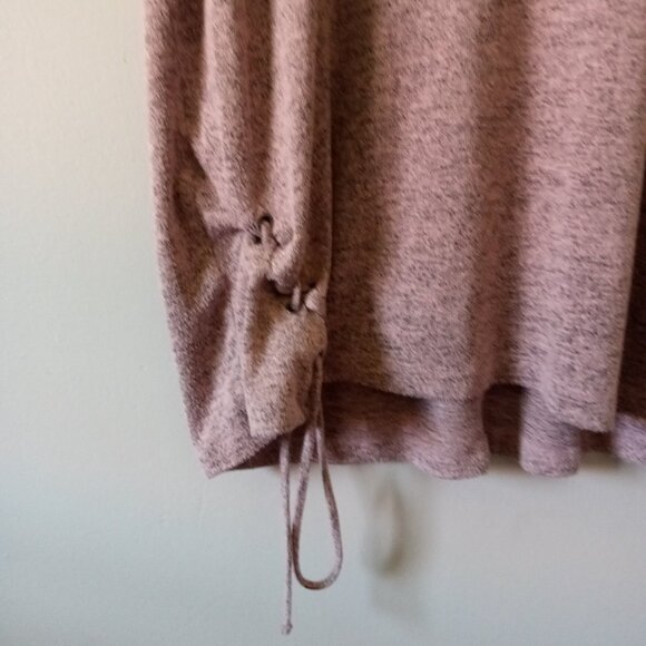 Maurices Hooded Semi Sleeveless Maroon Shirt - Picture 2 of 5